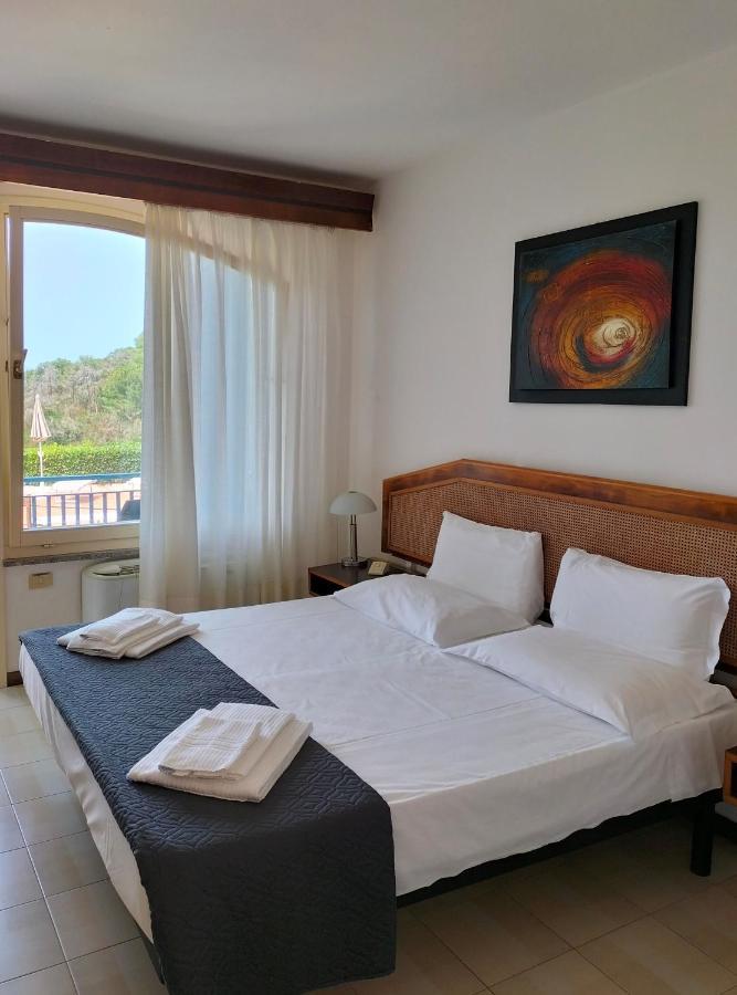 Hotel Horizon Elba Portoferraio Exterior foto